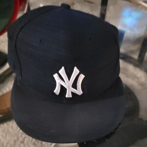 New York Yankees Dark Navy Denim Cap 7 3/8 (726)